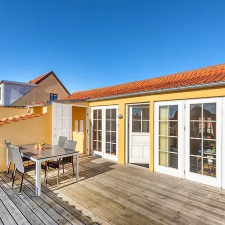 Unikt Pa Torvet; Byliv Og Rolig Sol-altan. Apartment Skagen